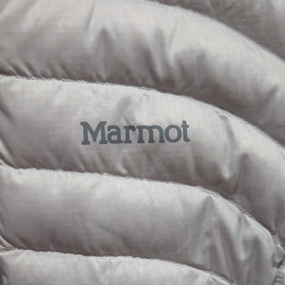 Marmot Women's Silver Puffer Jacket XS 600 Fill Duck Down - Picture 2 of 10